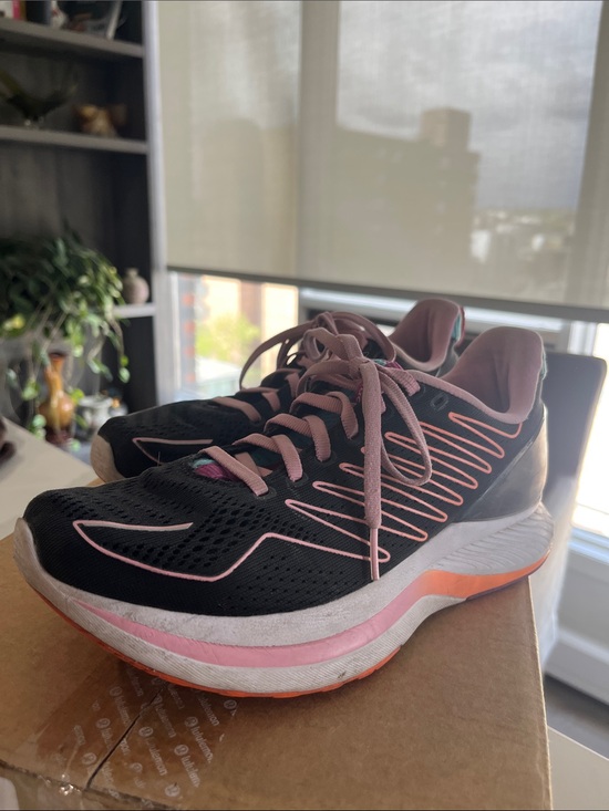 Saucony Shoes - Saucony Black and Pink Women's Athletic Running Shoes